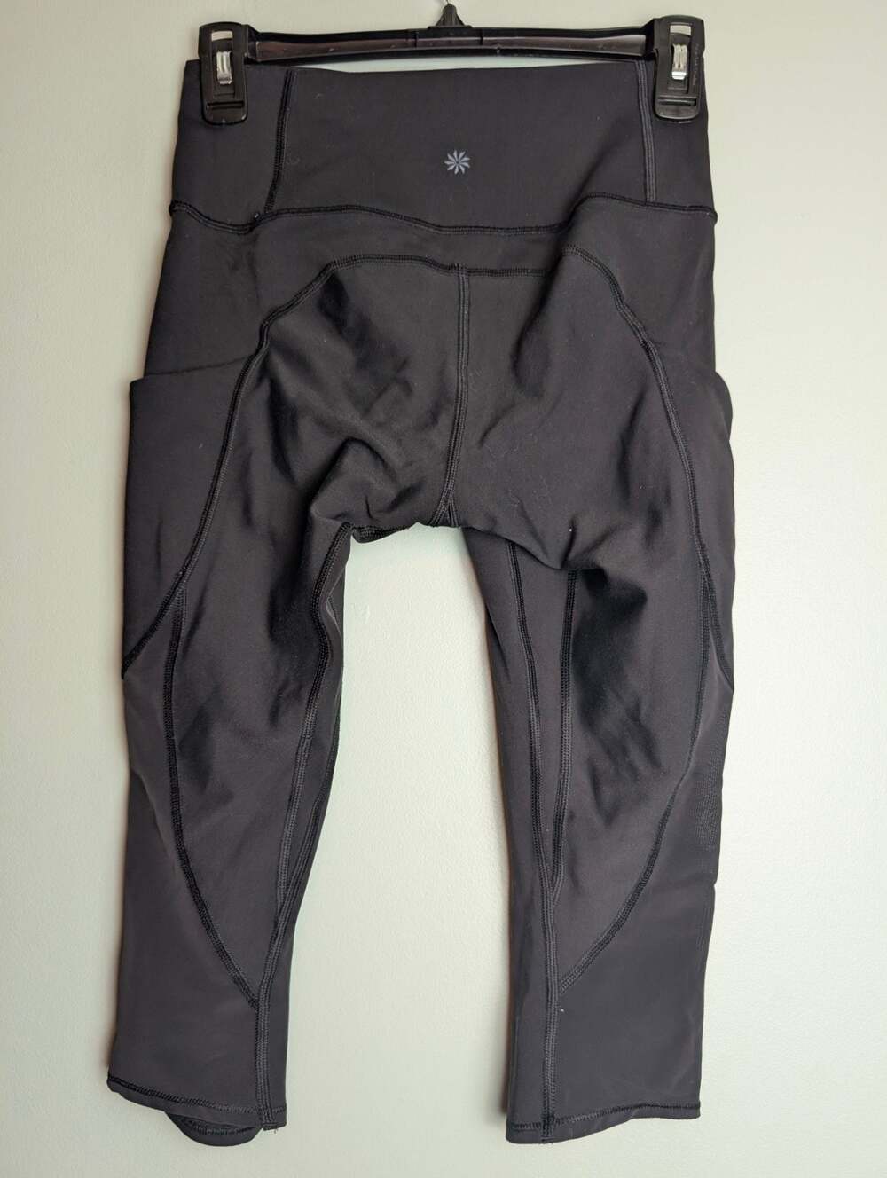 Athleta Ultimate Stash Pocket Crop Leggings Black Size XS - Picture 3 of 3